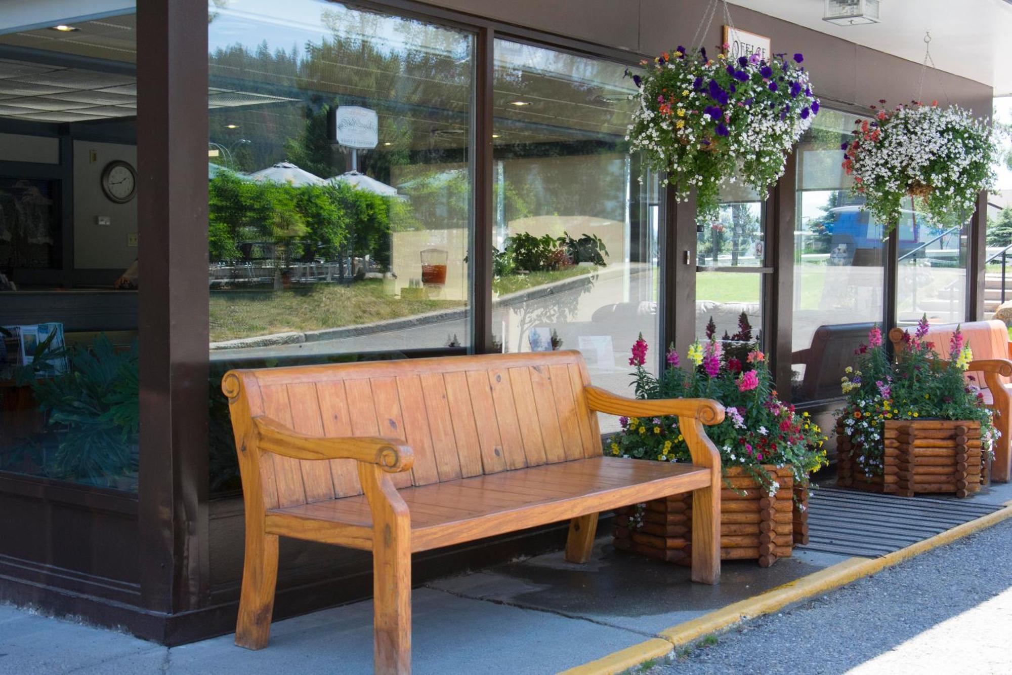 Tonquin Inn Jasper Exterior foto